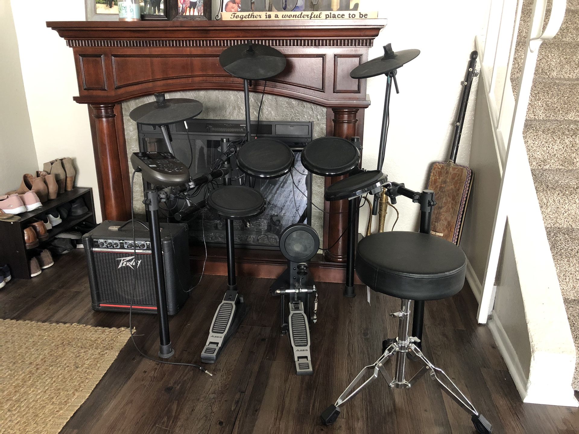 Alesis Nitro Mesh 8-Piece Electronic Drum Set