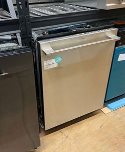 Stainless steel dishwasher GE Monogram 24 inch wide 