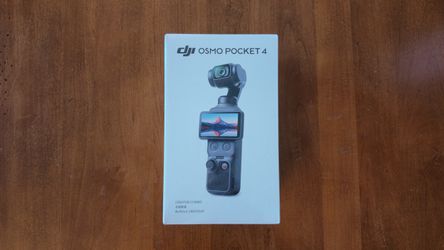DJI Pocket 4 Creator Combo