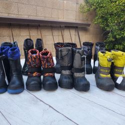 Boys Snow Boots Toddler Size 10 (See Description)