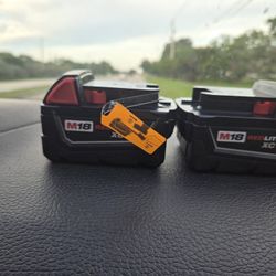 2- Milwaukee  M19 XC 5.0 BATTERIES 