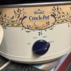 Large Crockpot 