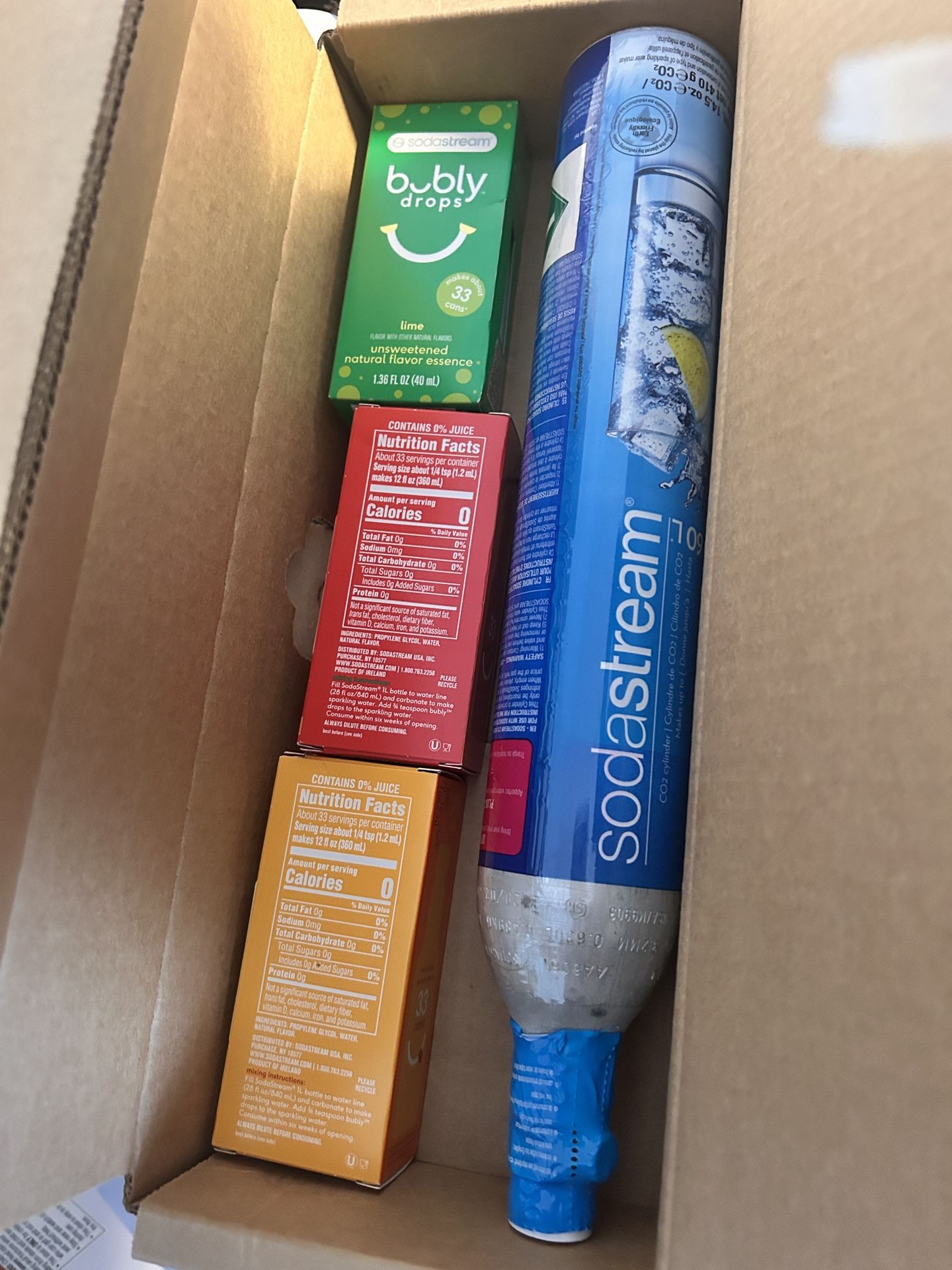 1 New Soda Stream Blue Cap W Flavors