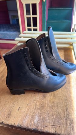 Randell leather boot black size 9
