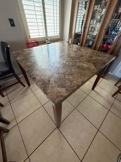 Dining table set