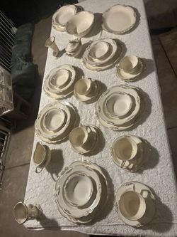 37 Piece Homer Laughlin Rose Gold Dinner Set