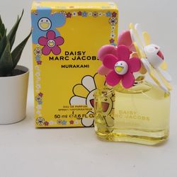 Marc Jacobs Fragrances 

Daisy Murakami Yellow Eau de Parfum

1.6 fl 