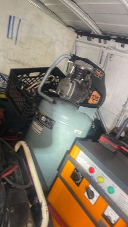 McGraw vertical air compressor