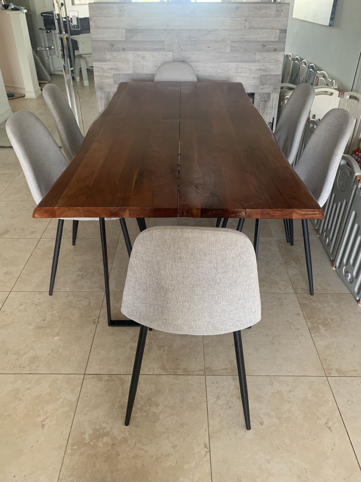 Dinning Table