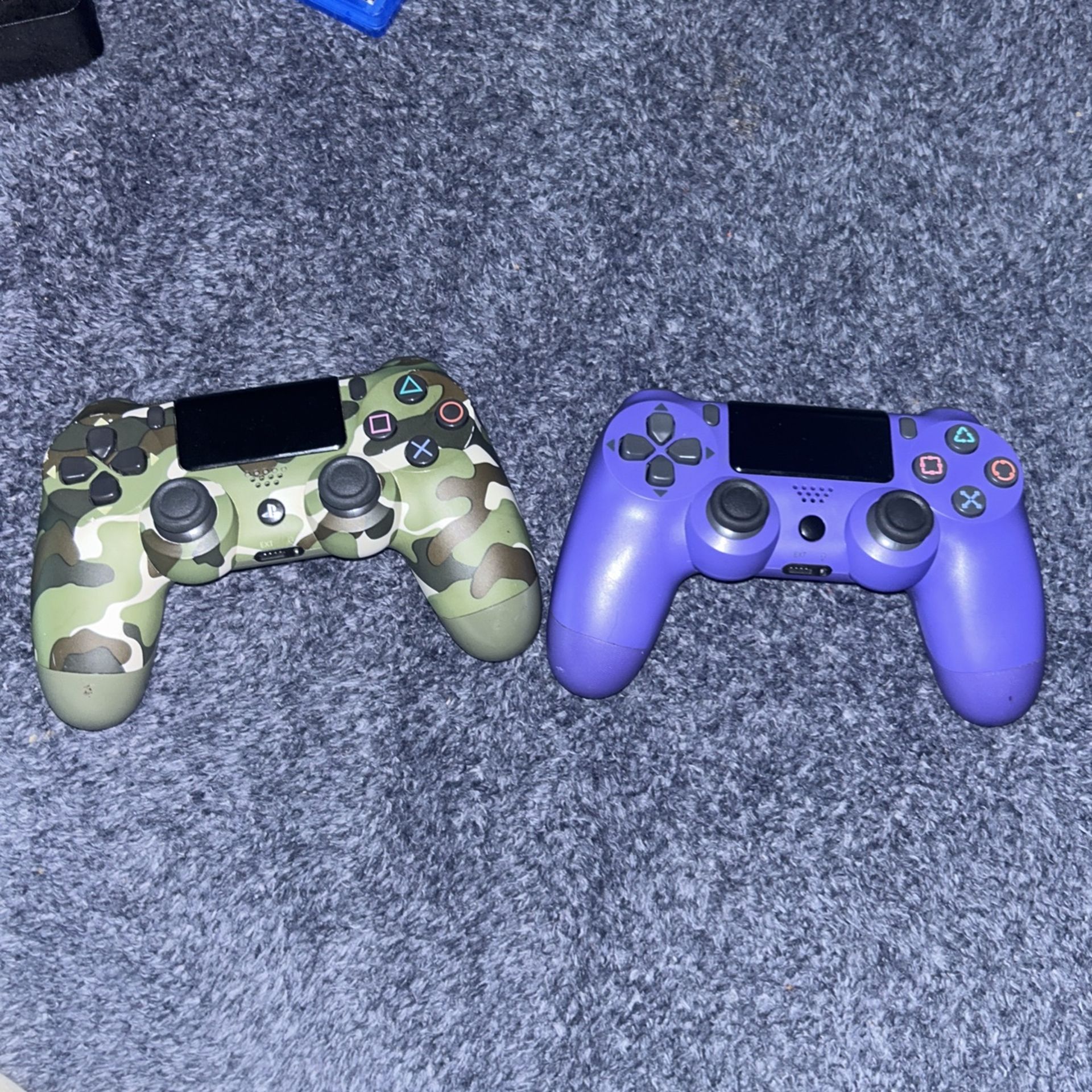 PS4 Controllers