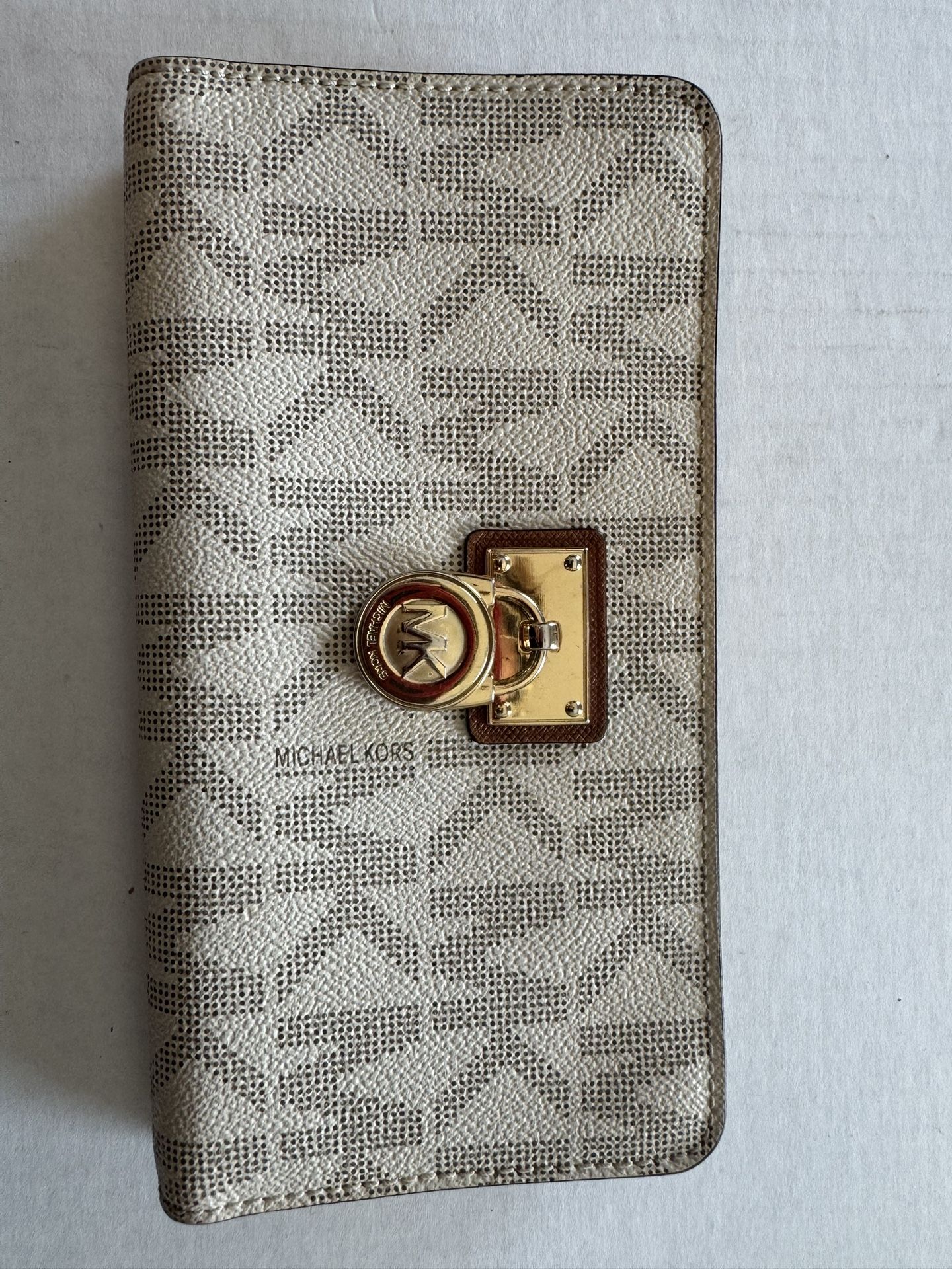 Michael Kors Hamilton Vanilla/LUGG Large Zip Around 32T2GHMZ3B