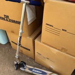 Small Kids Razor Scooter 