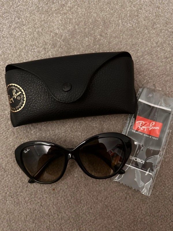 unglasses by RayBan