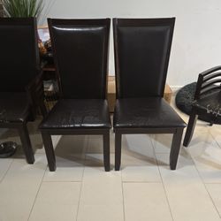 FREE Chairs 