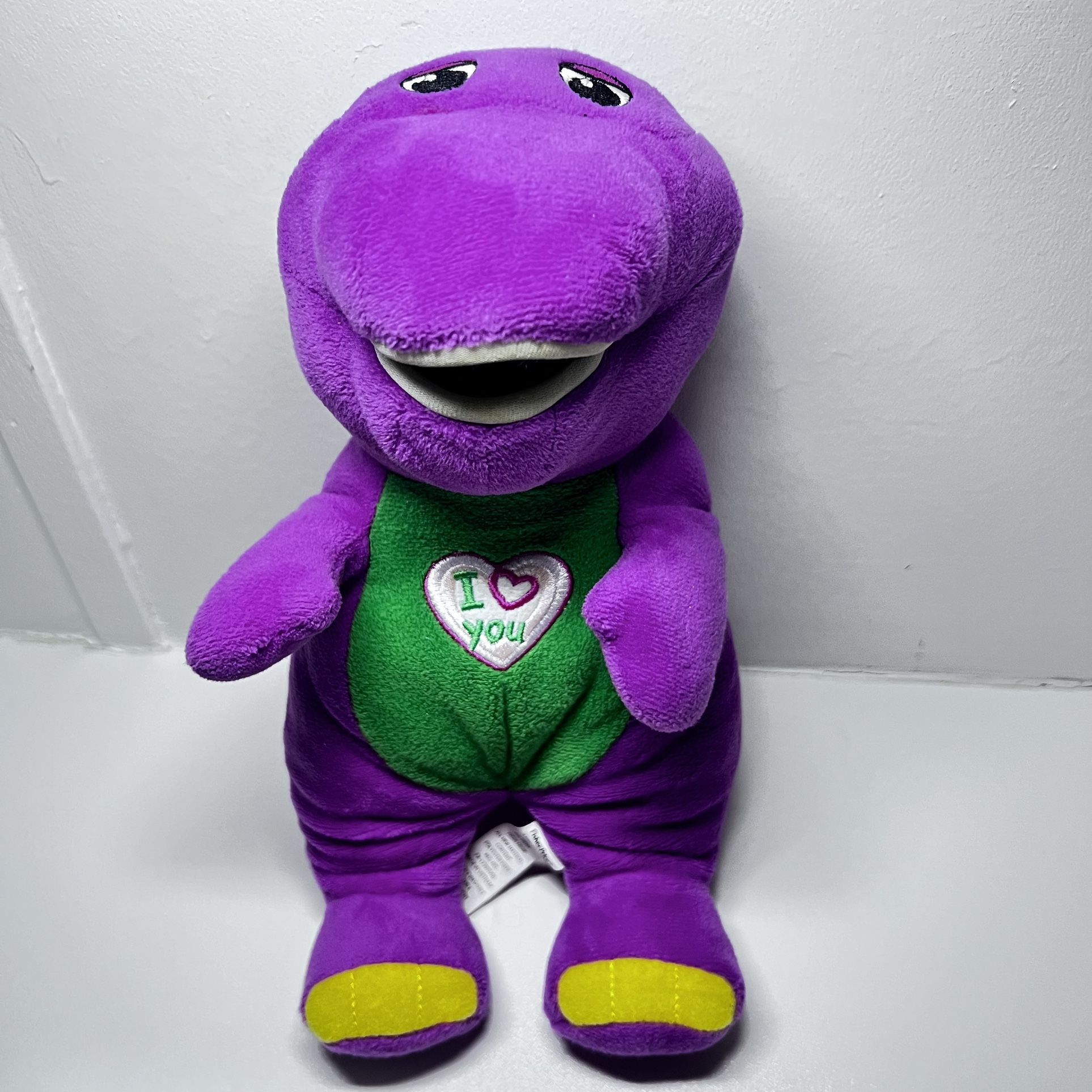 Barney Talking Singing I Love You 10" plush dinosaur 2017 fisher price It has batteries