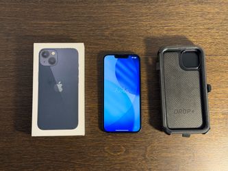 Iphone 13 midnight 128 gb MMM63LL/A