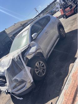2018 Hyundai Tucson - PARTS ONLY