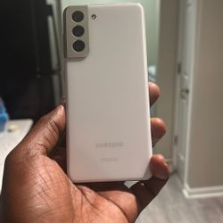 Fully Unlocked Samsung S21