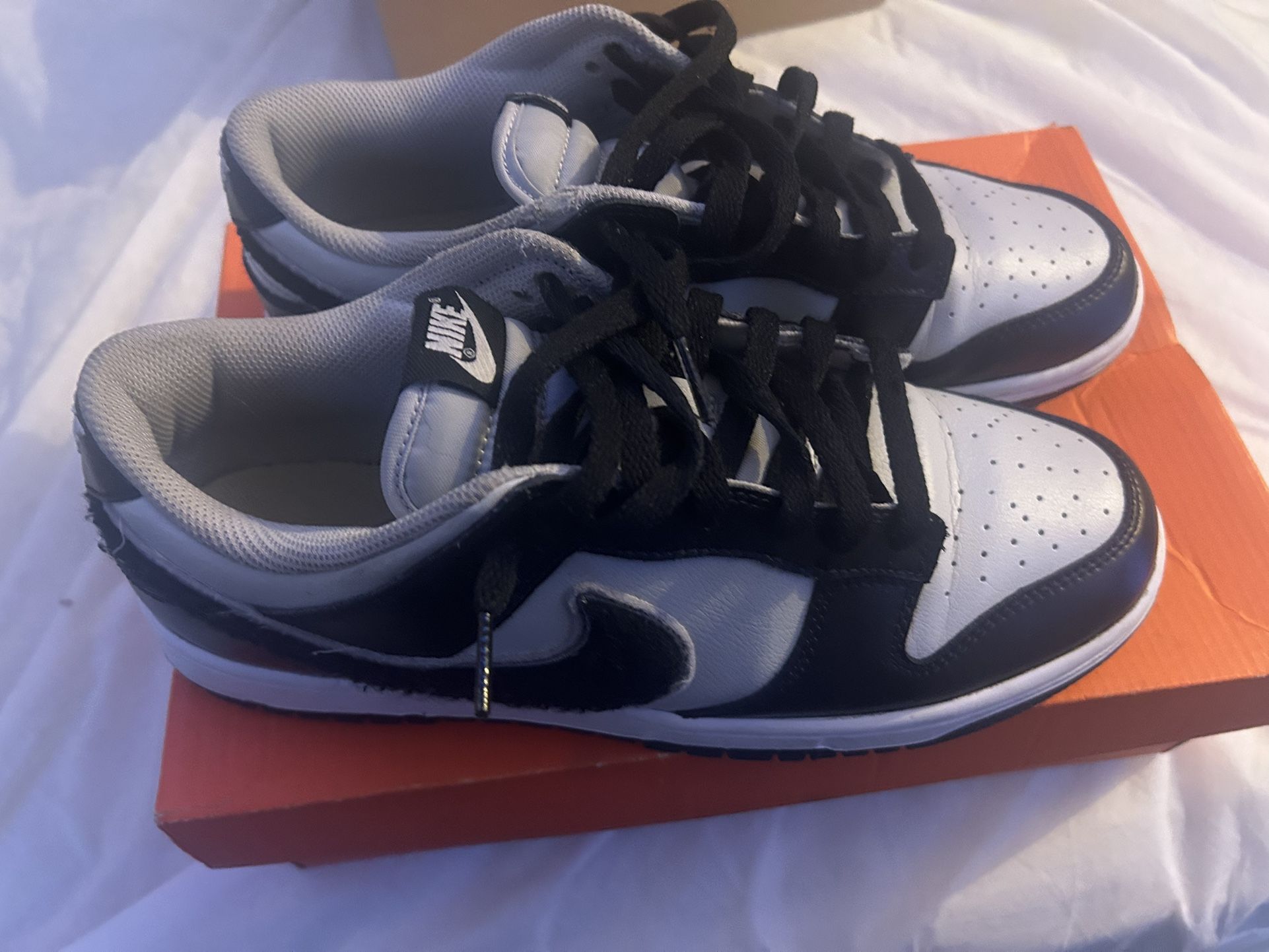 Nike Dunk Low Swoosh Black Grey