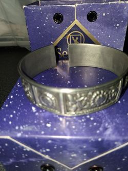 WOMEN'S ANTIQUE PEWTER BRACLET ORNATE BEAUTIFUL ITEM