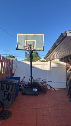 Spalding Basketball Court