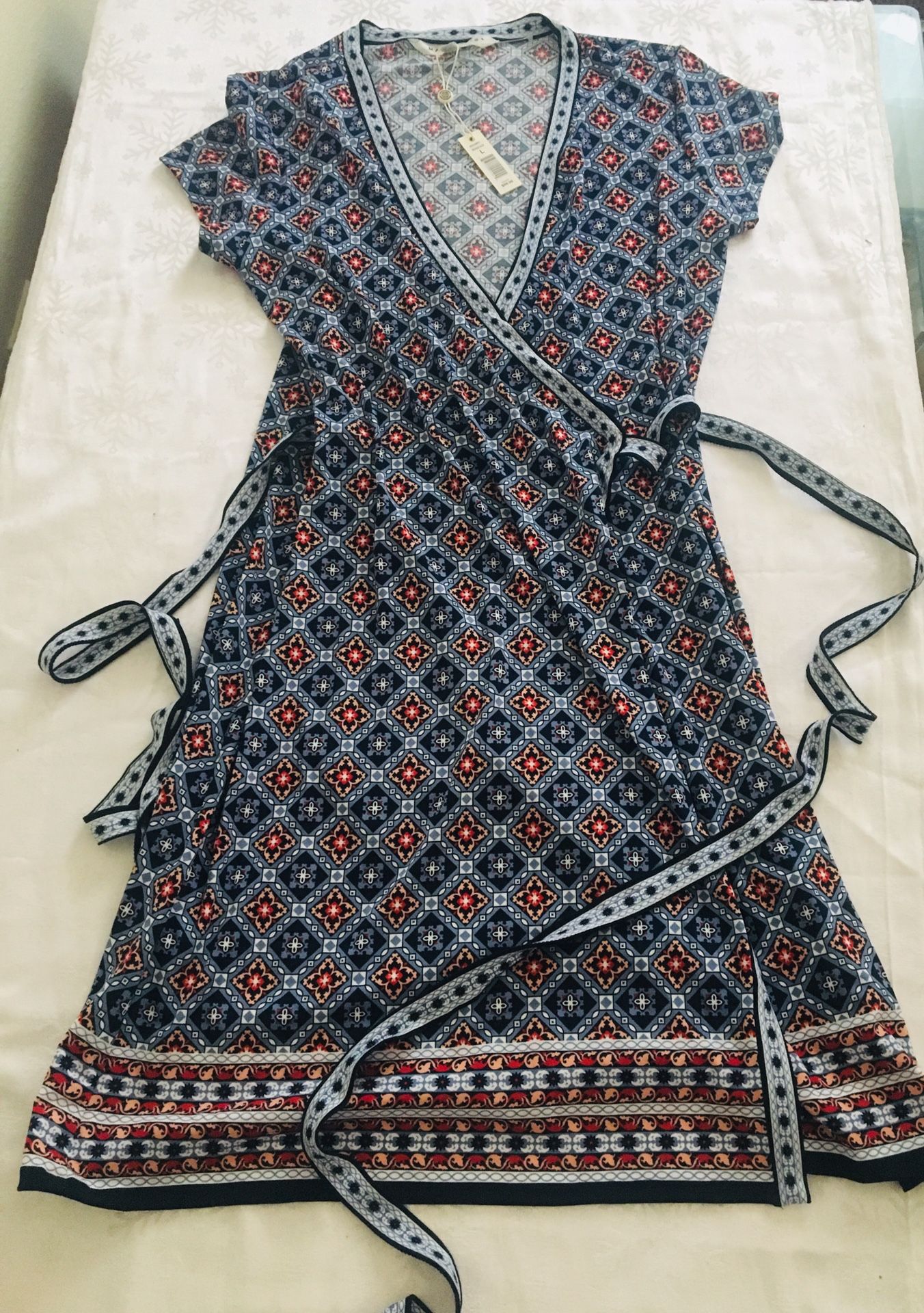 Robe ( designer) or cover up NWT