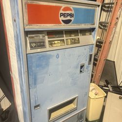 Vintage Pepsi machine 