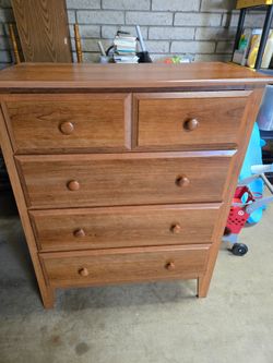 Dresser