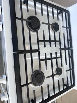 Whirlpool stove  every thing works