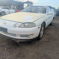 1993 Lexus  SC400 just in for parts
