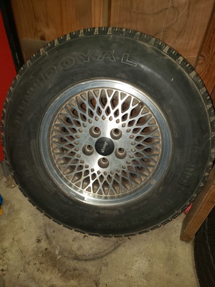 Wheel and tire