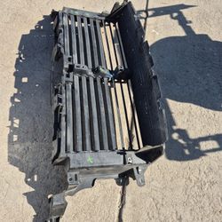 Ford Expedition Lincoln Navigator Grille Shutter Oem