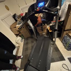 Bowflex TC100 Treadclimber 