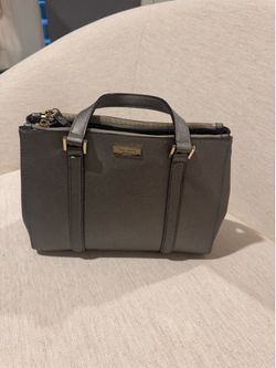 $50 – Kate Spade Silver/Grey Handbag (Crossbody) – Gently Used
