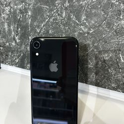 iPhone XR 64GB Unlocked