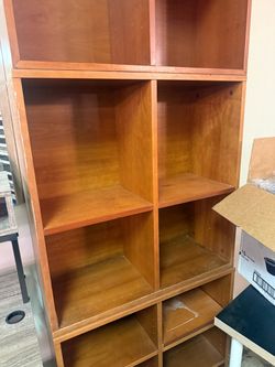 4 cube shelves