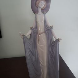 Lladro Great dame