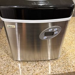 Countertop Ice Maker