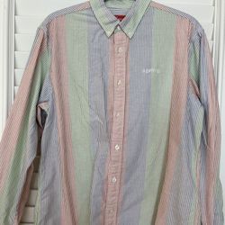 Supreme shirt Size M