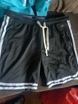3 pairs of American eagle joggers/ Basketball shorts sz XL