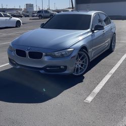 BMW 328 i 2013