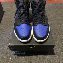 Jordan 1 Mid Royal