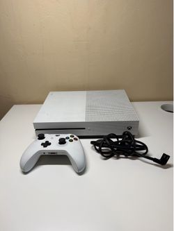 Xbox One S + Wireless Controller – Clean & Tested