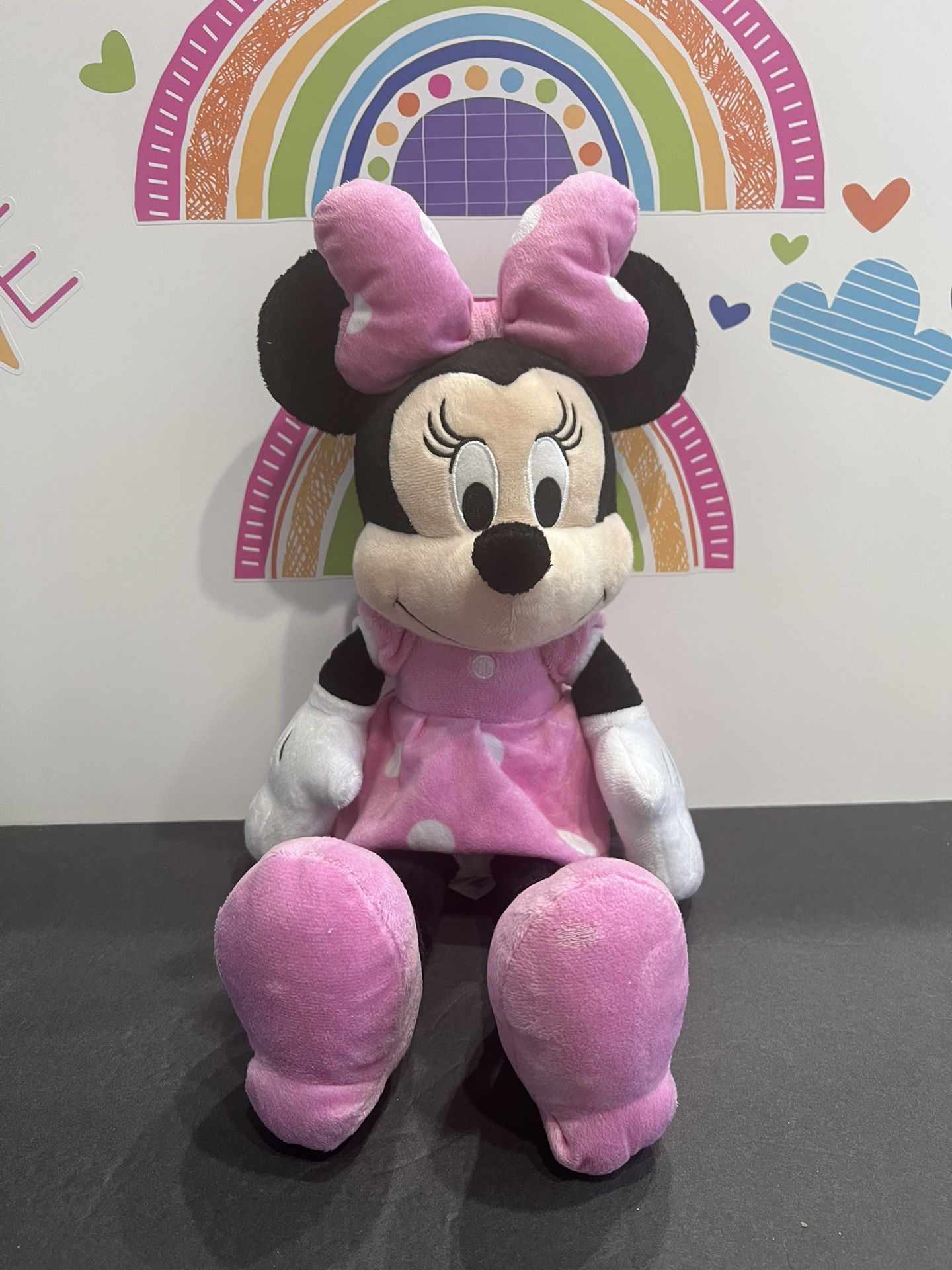 DISNEY MINNIE MOUSE 15 INCH SOFT PLUSH!  New No Store Tag