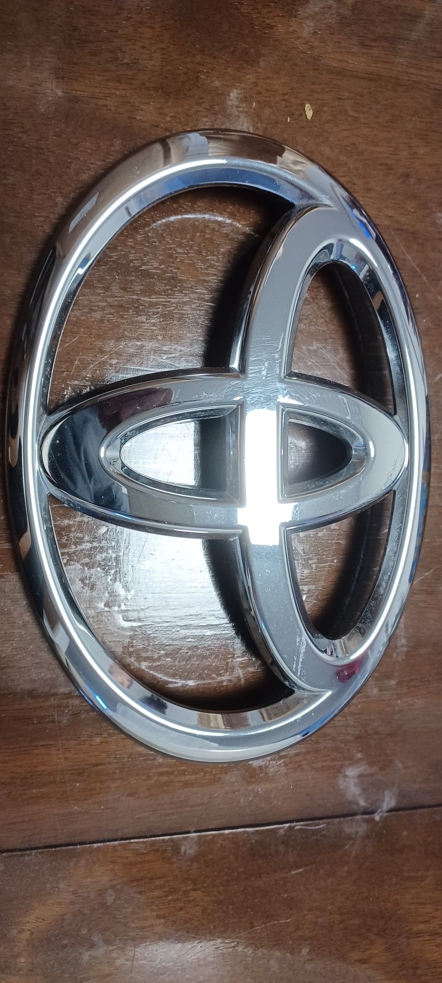 Toyota Grille OEM Emblem Tundra. Sequoia