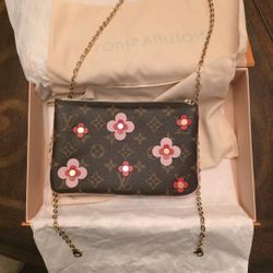 Brand New Louis Vuitton Purse