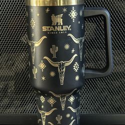 Black And Gold 40oz Stanley 