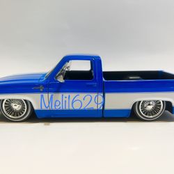 Jada 1985 Chevy Silverado C-10 (Blue/White) W/Spoke Rims 