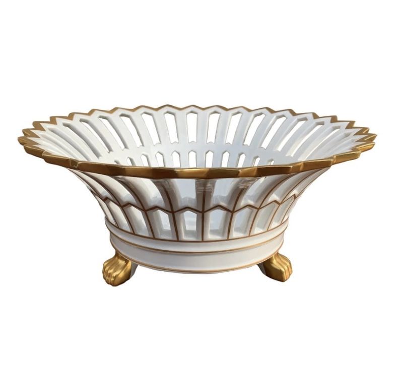 Vintage Ceramic Porcelain Reticulated Lattice Gold Gilt Trim Lion Paw Footed Centerpiece Basket Corbeille Bowl Made In Portugal