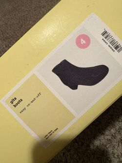 New  Girl Black Boots Target Size 4